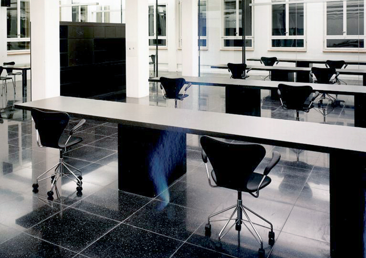 Arbeitstische Mdf black lackiert