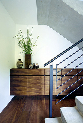 Schuhmöbel Nussbaum furniert