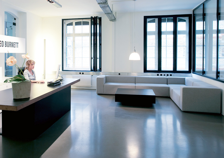 Sitzgruppe nach Mass